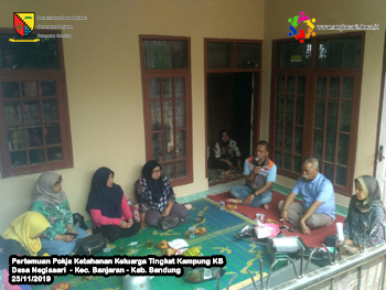 PERTEMUAN POKJA KETAHANAN KELUARGA TINGKAT KAMPUNG KB RW 14 DESA NEGLASARI KEC. BANJARAN KAB. BANDUN